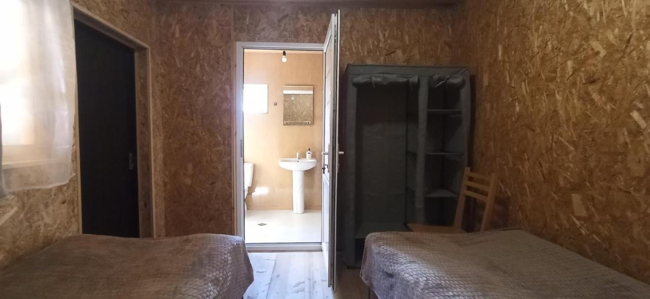 Guesthouse Sagrila Omalo ภายนอก รูปภาพ